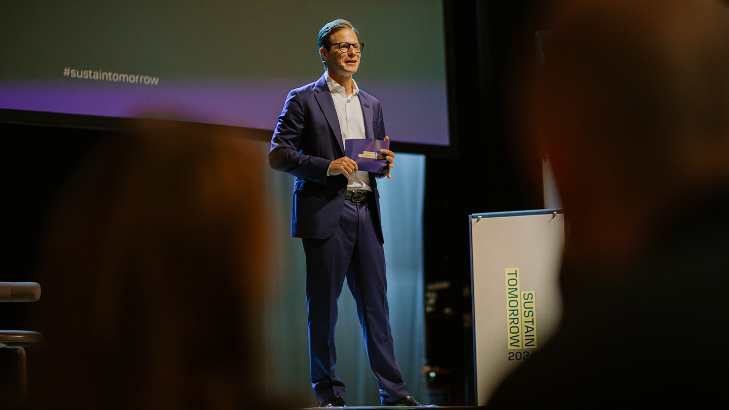 Carsten Egeriis - sustain Tomorrow