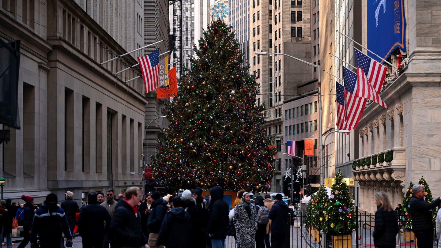 Wall street med juletræ